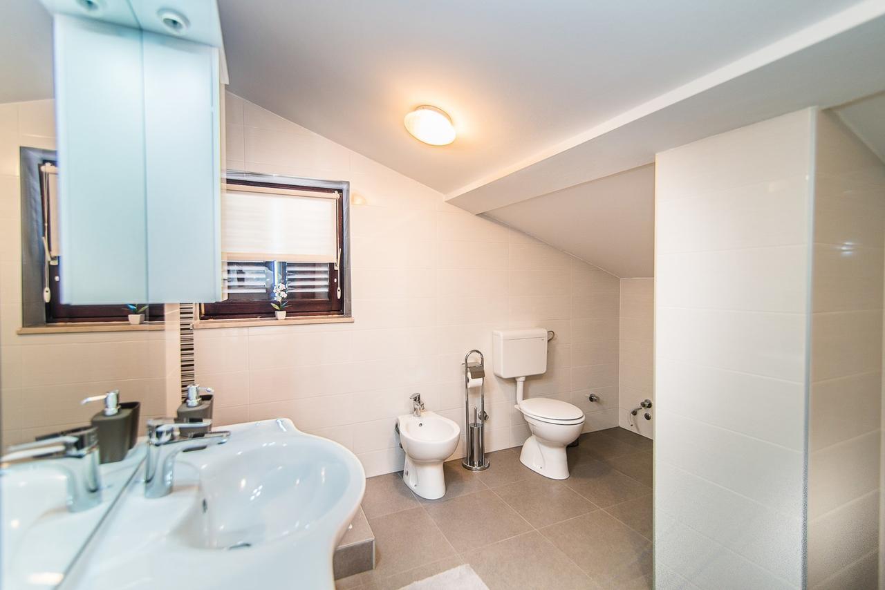 Apartments Dino Пореч Екстер'єр фото