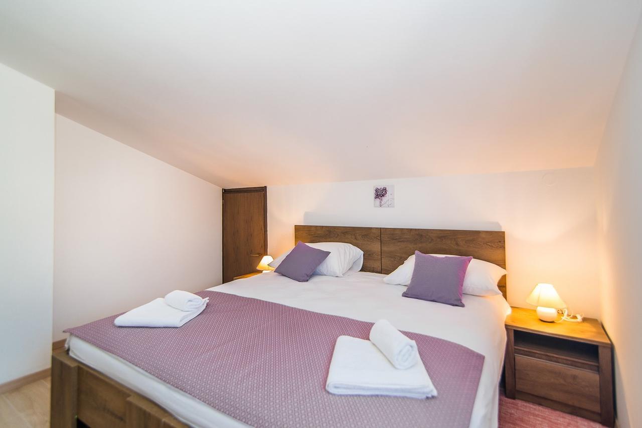 Apartments Dino Пореч Екстер'єр фото